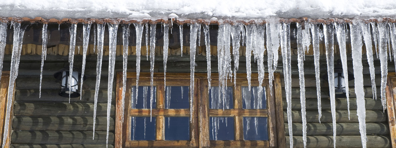 spray foam prevents ice dams by providing proper insulation in Buffalo attic spaces